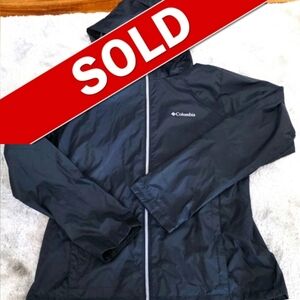 Columbia Sportswear Women's Large RainJacket with hood_Great Condition!